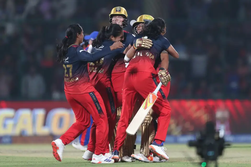 RCB-won-by-8 wickets